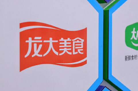 龙大美食控股股东超八成持股遭司法冻结，同业竞争悬而未决，业绩预亏超6亿